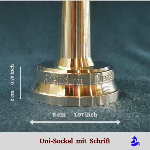 Der "Rheinturm" Fernsehturm von Düsseldorf